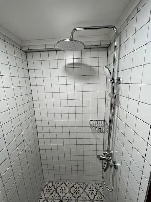 Khatuna'S Apartment Батуми